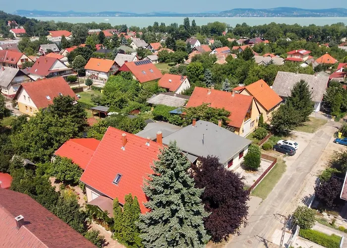 Casa de Férias árnyas , Lila Akác Balatonboglár
