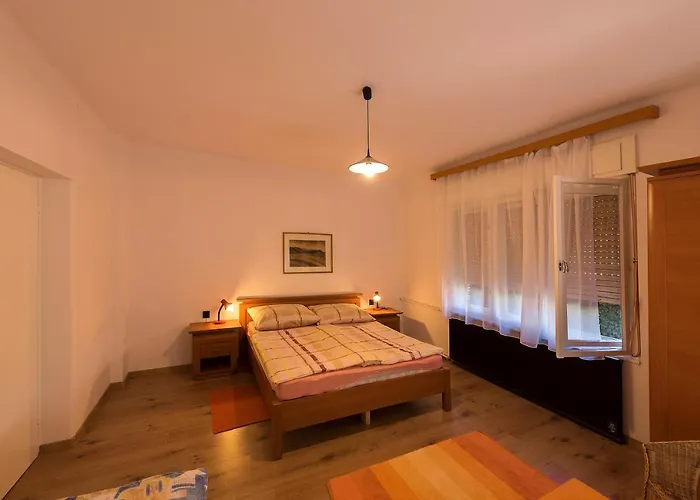 Casa de Férias árnyas , Lila Akác Balatonboglár